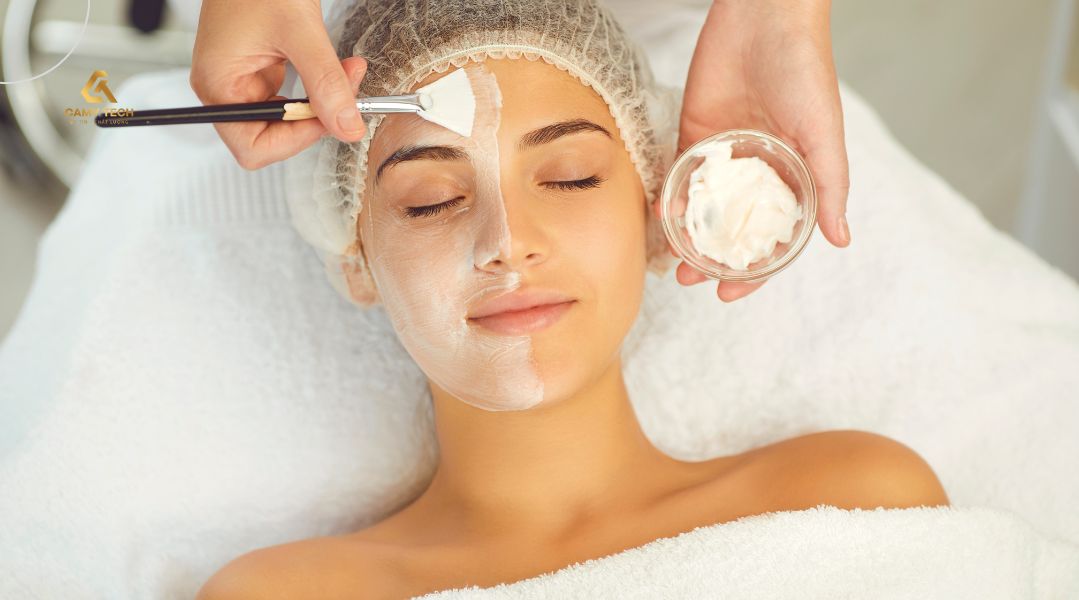Spa cung cấp các liệu trình chăm da chuyên sâu mà bạn không thể tự thực hiện tại nhà