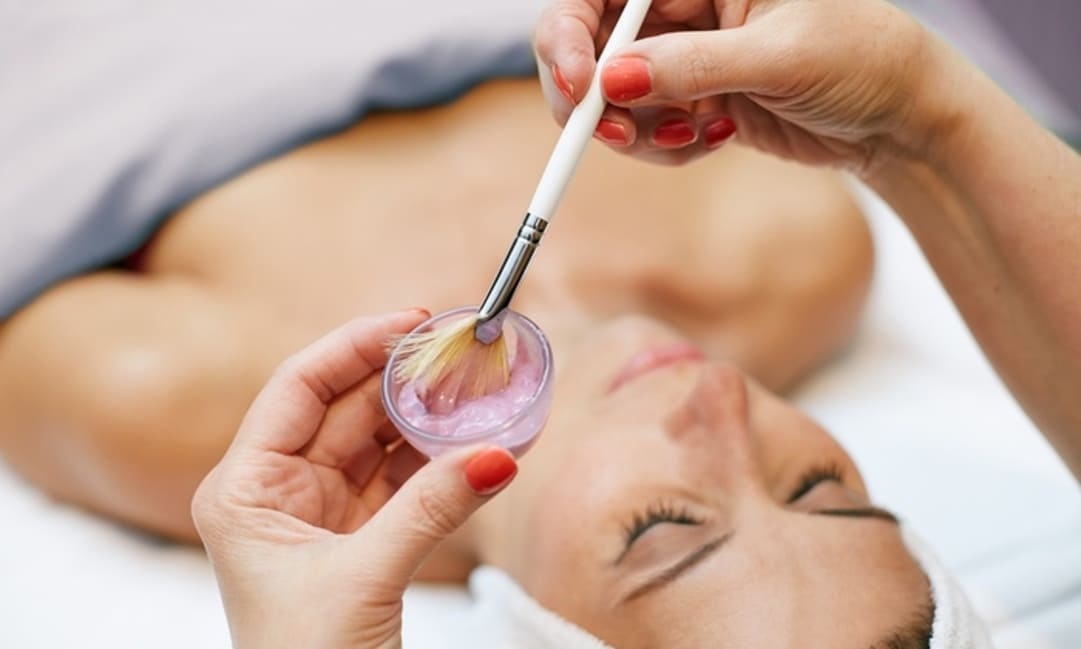 Peel da có trị sẹo rỗ được không, cơ chế điều trị như thế nào